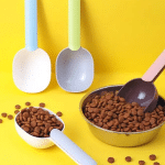 Pet Measuring Cup Curved Design Feeding Spoon